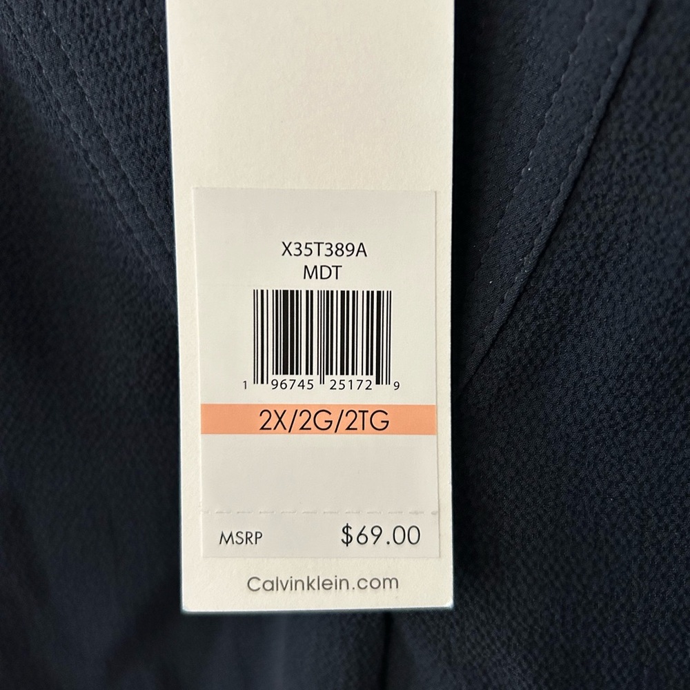 NWT Calvin Klein blouse with short ruffle sleeve, Polyester Spandex, Navy 2X - Picture 6 of 9